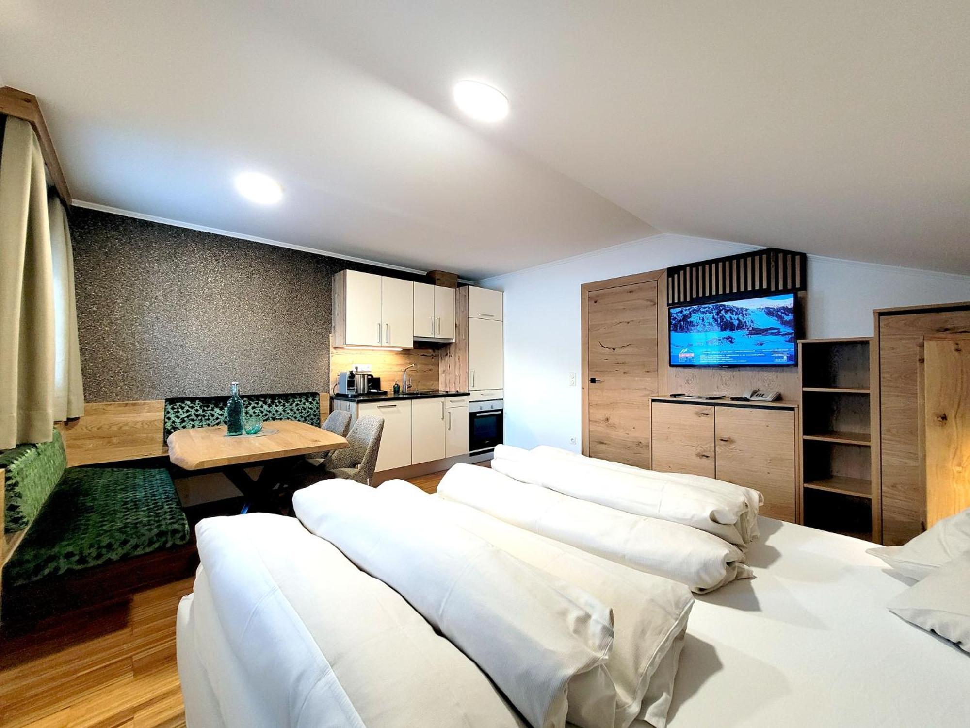 Aparthotel Bernhof โอเบอร์เทาเอิร์น ห้อง รูปภาพ